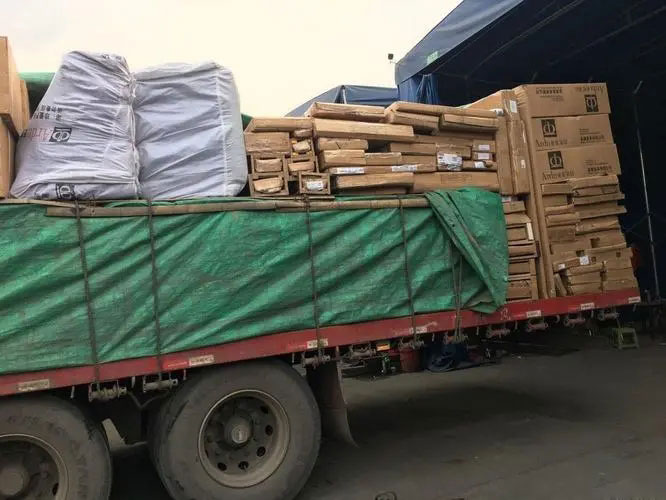 让胡路家具托运
